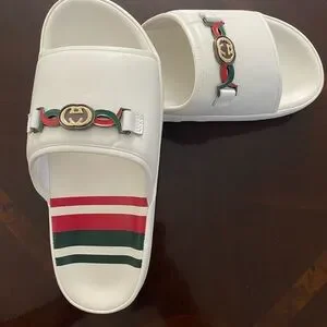 Gucci | Shoes | Gucci White Slides With Red And Green  display picture 3